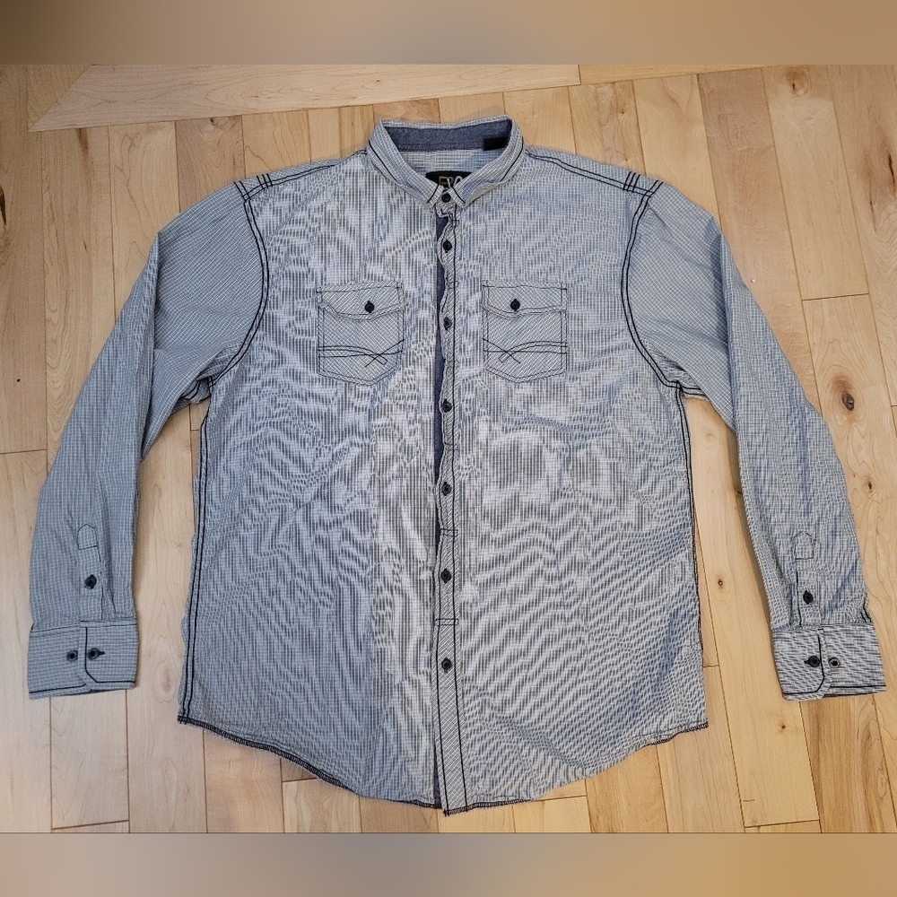 Private Members men's size XL button up shirt